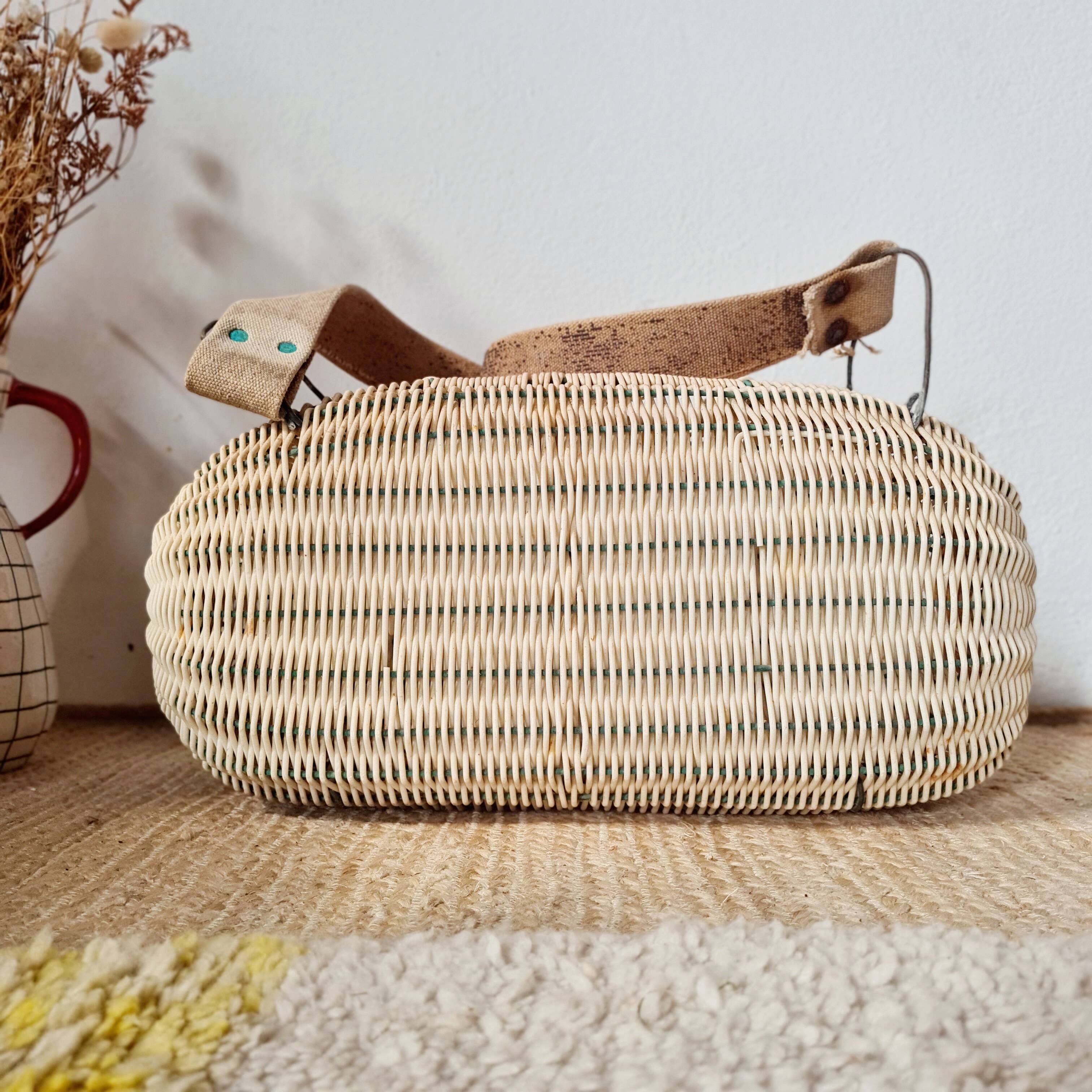 Panier ancien, besace en osier tressé - art populaire