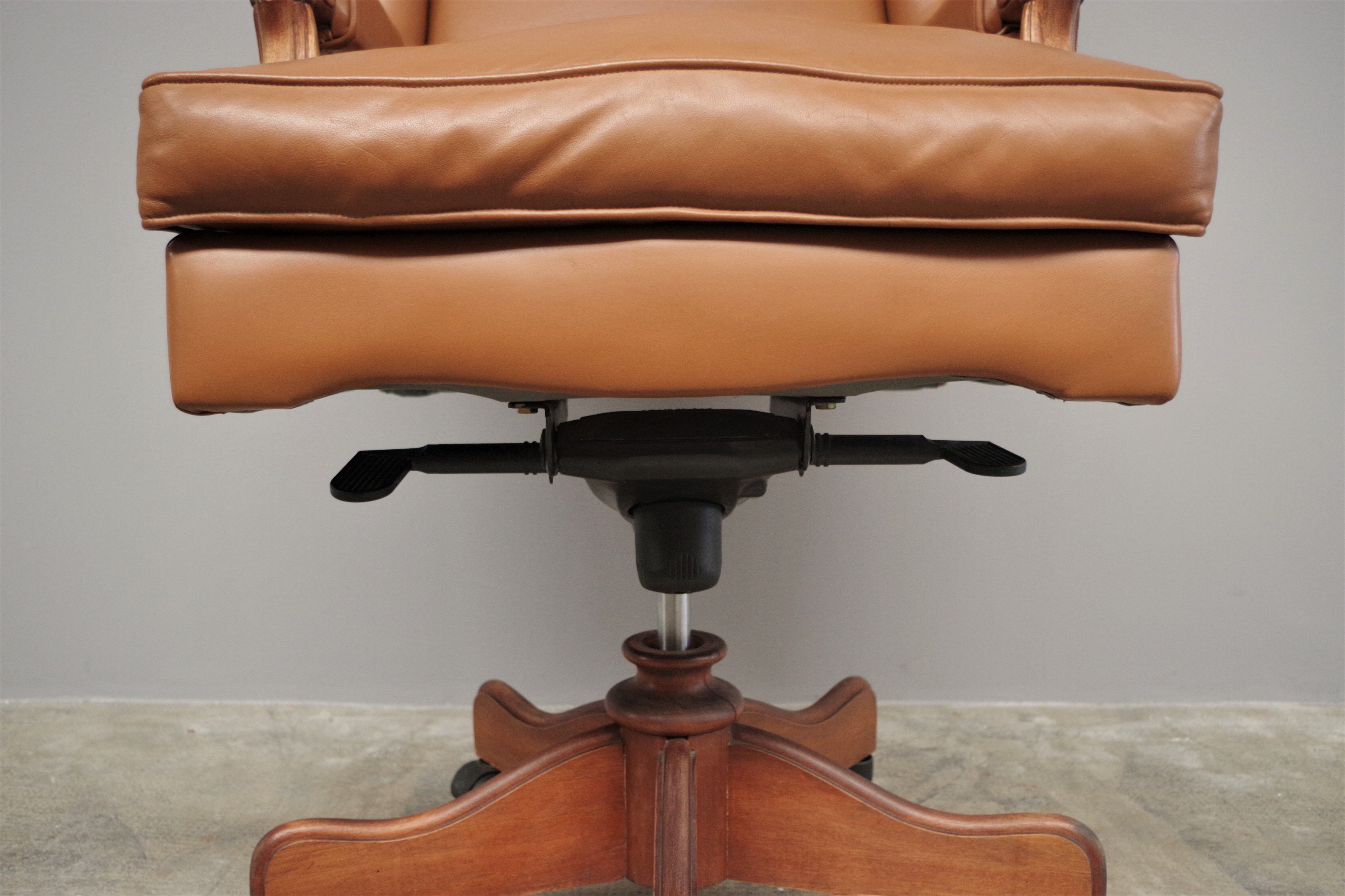 Leather office chair by Fior, 1980