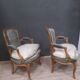 Paire de fauteuils de style Louis XV