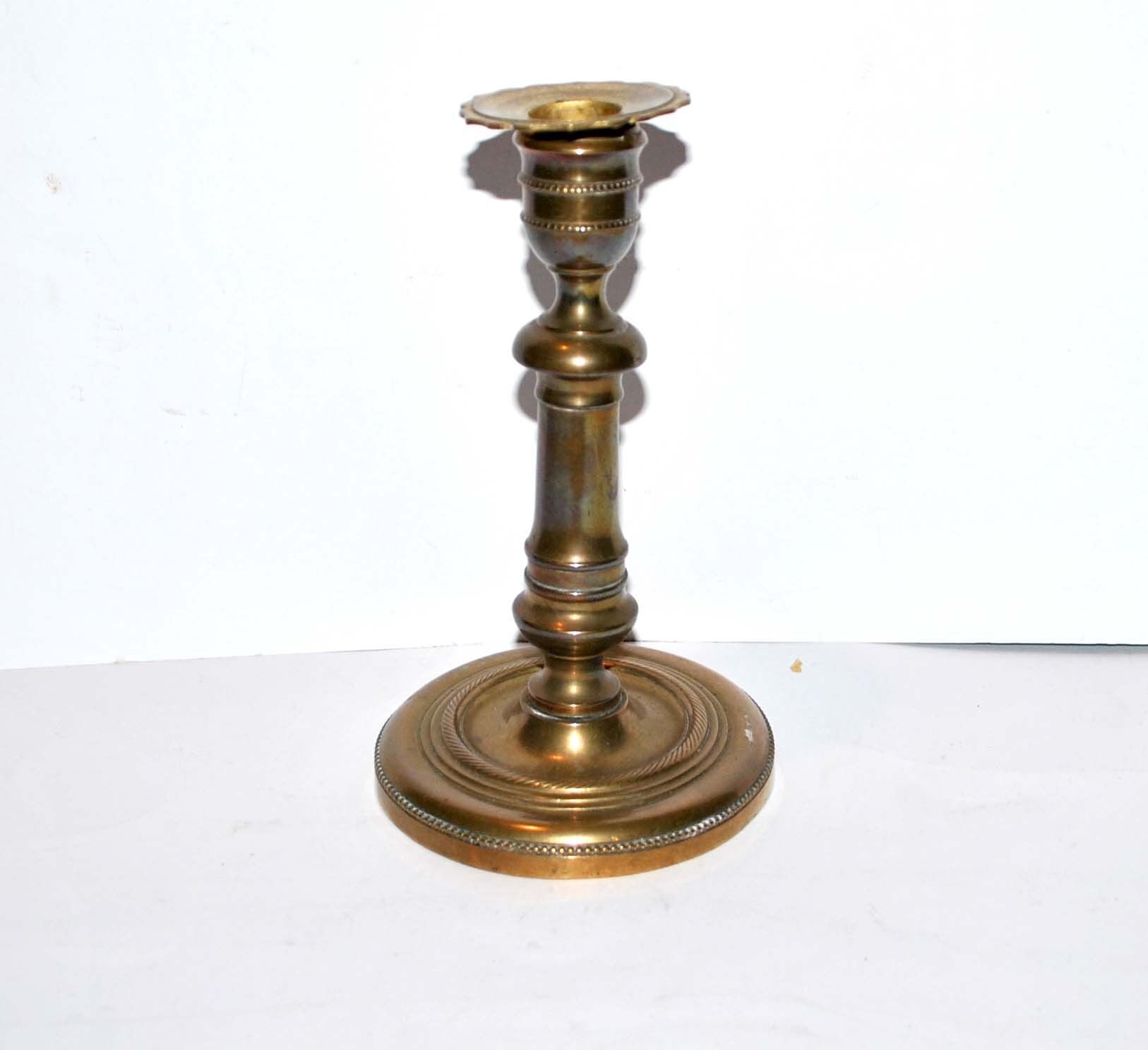 Old candlestick candleholder in gilded bronze, torch with pearl frieze 18cm