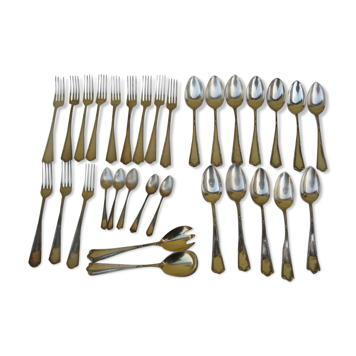 Former Housewife silversmith Deetjen100