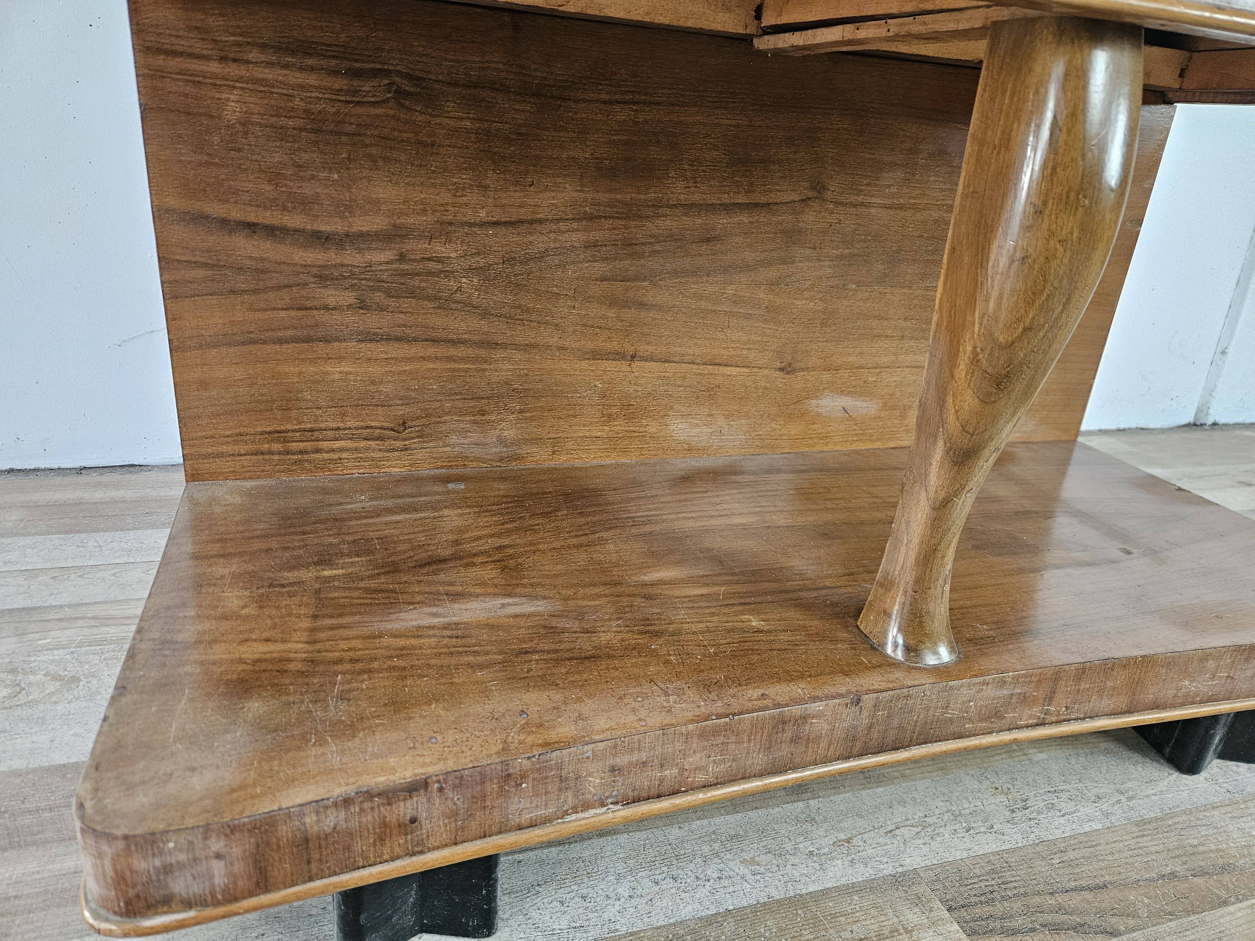 Art Deco dressing table with large mirror