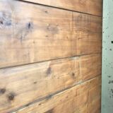 Wooden workshop vestiary