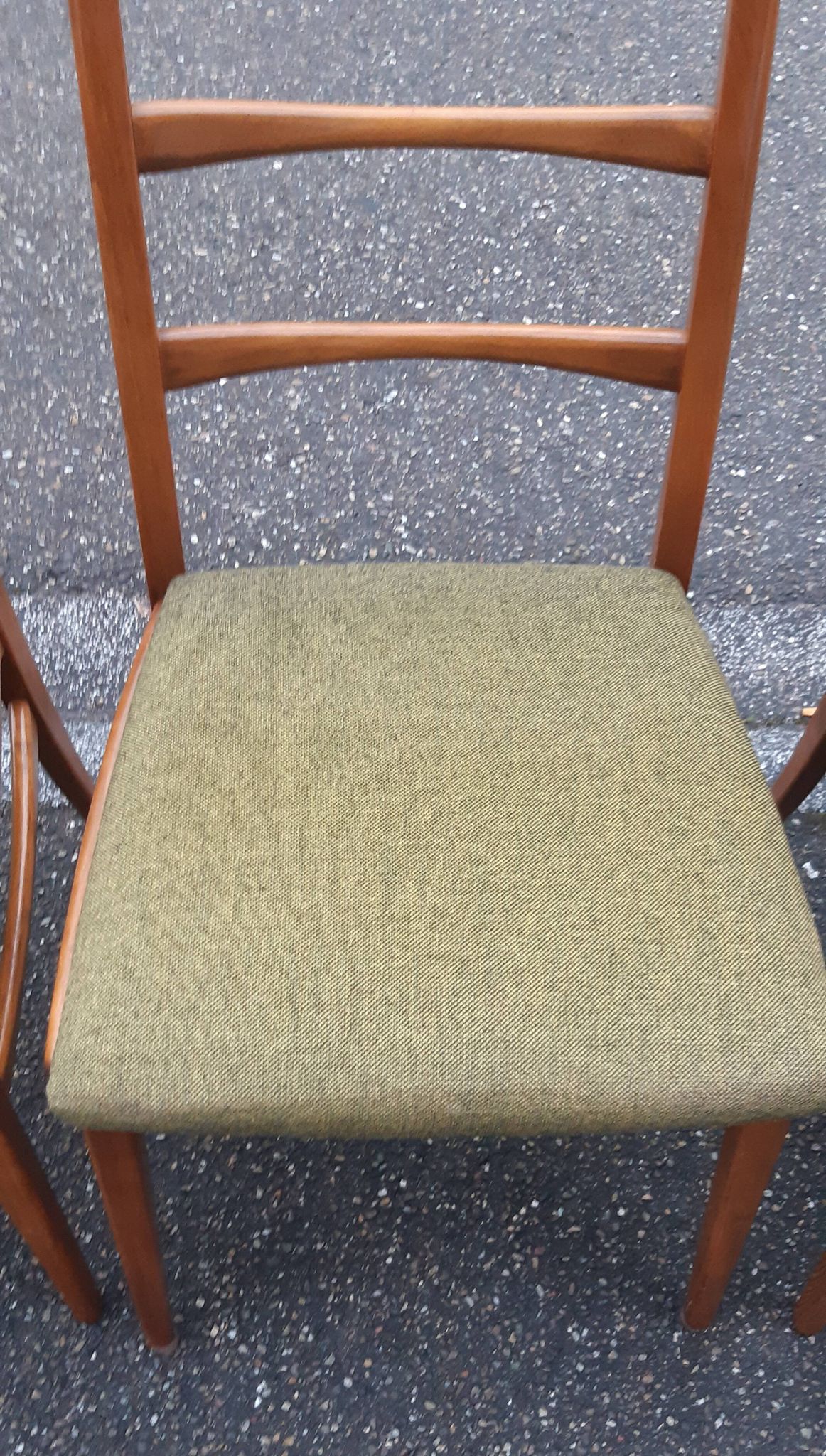Set of 5 vintage chairs