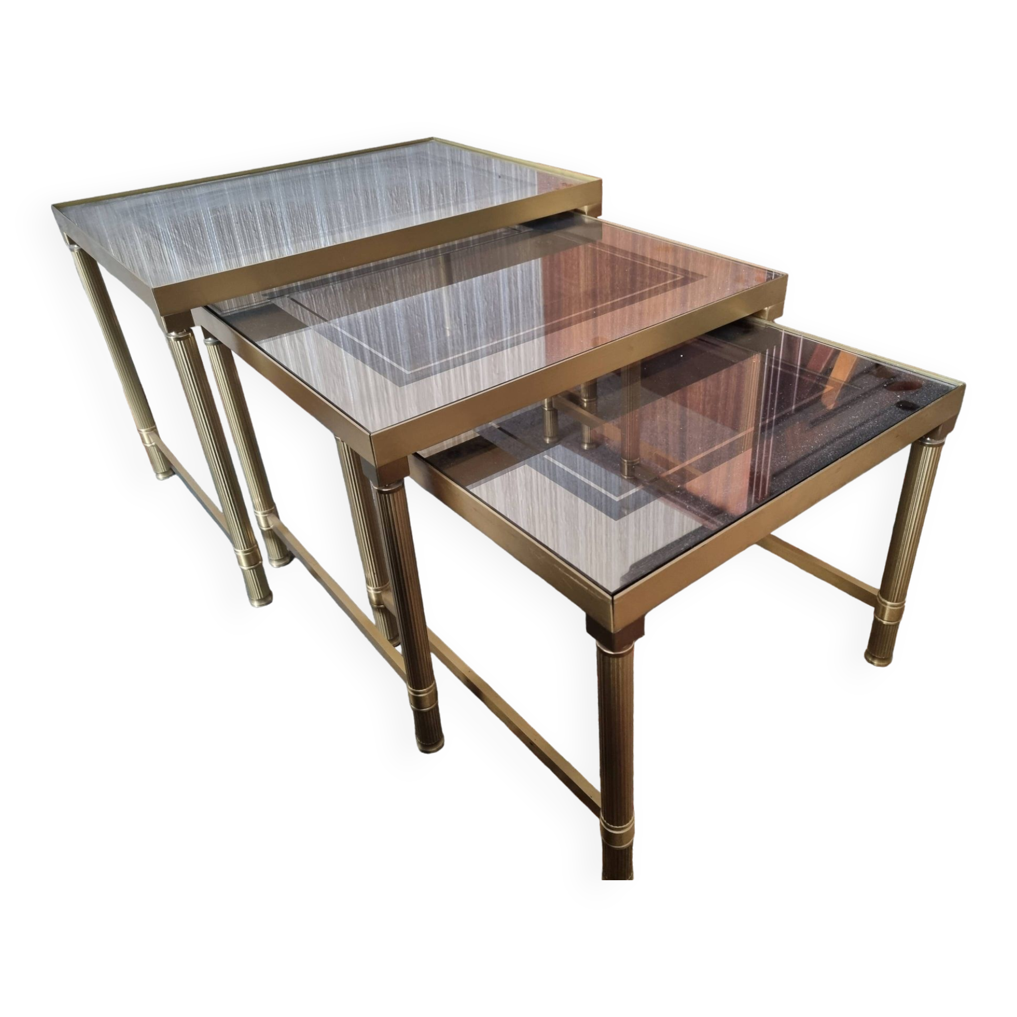 Set of three nesting tables in brass and glass