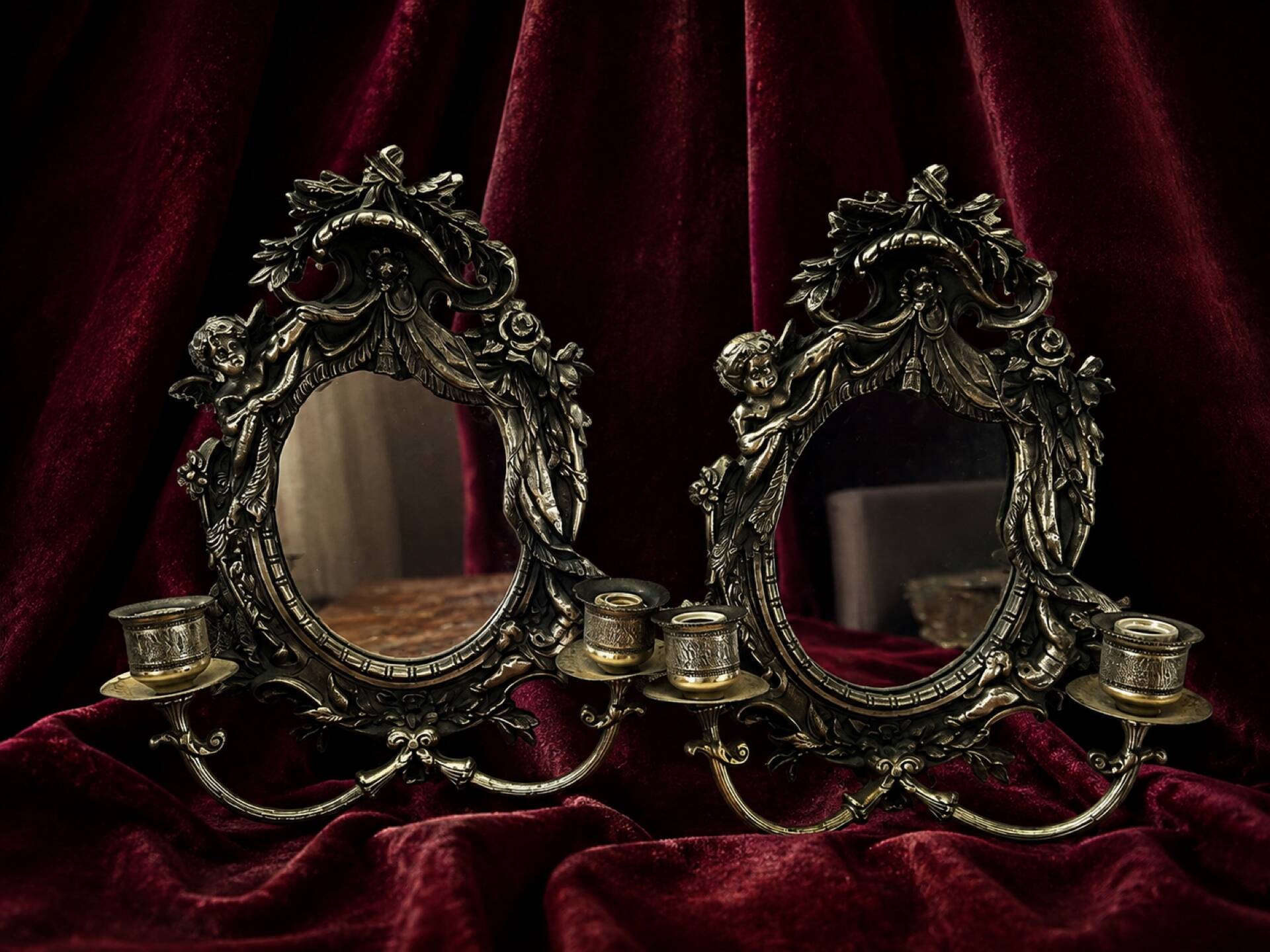 Rare pair of mirror sconces with putti. Napoleon III / Art Nouveau ~