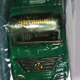 1 truck with slideshow