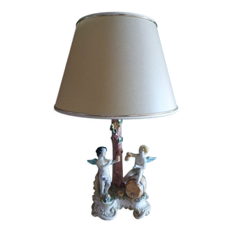 Capodimonte porcelain lamp, cherubim