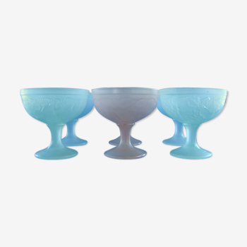 Set of 6 moulded glass ice cups decorated with leaves