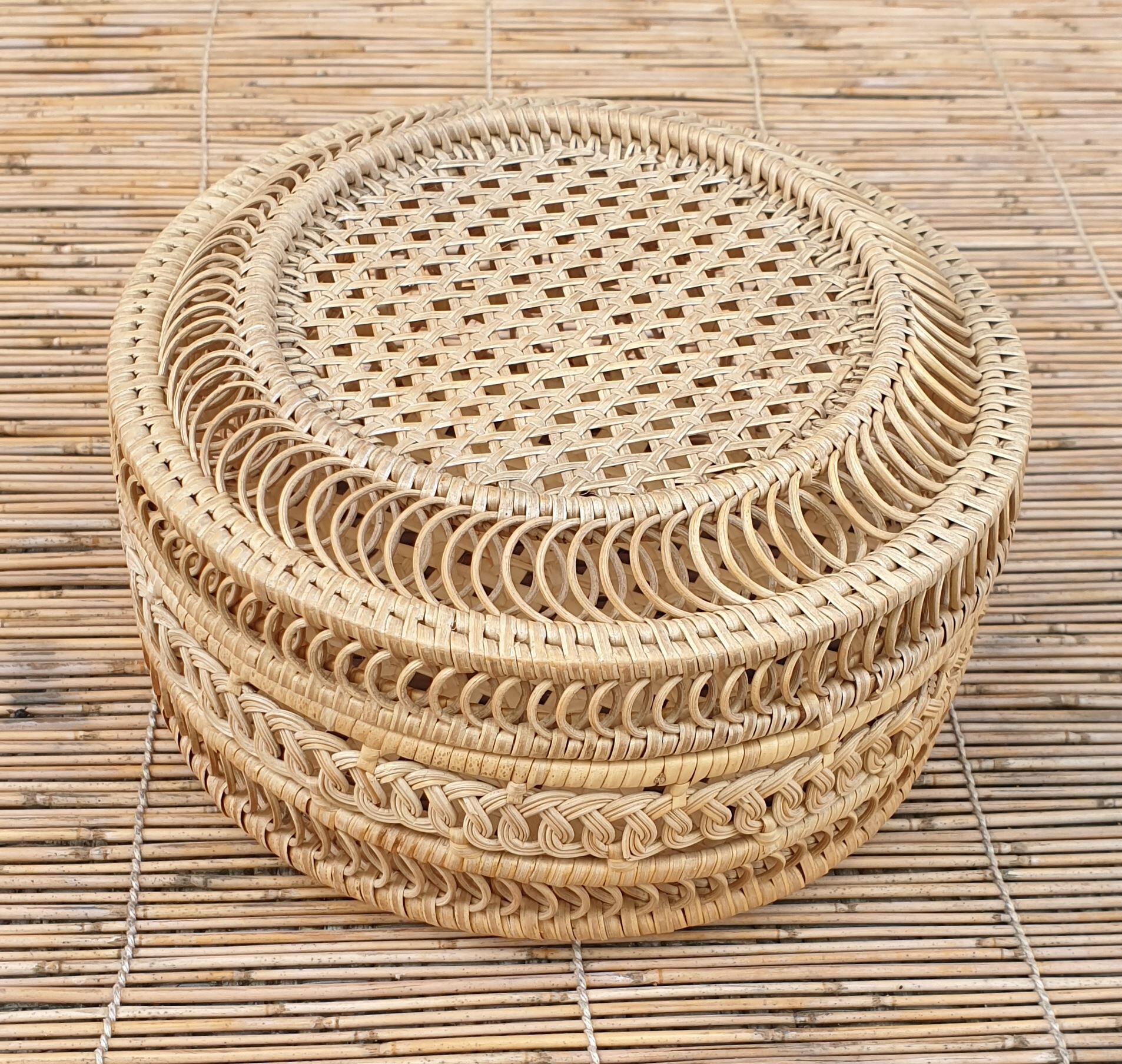 Braided rattan candy box