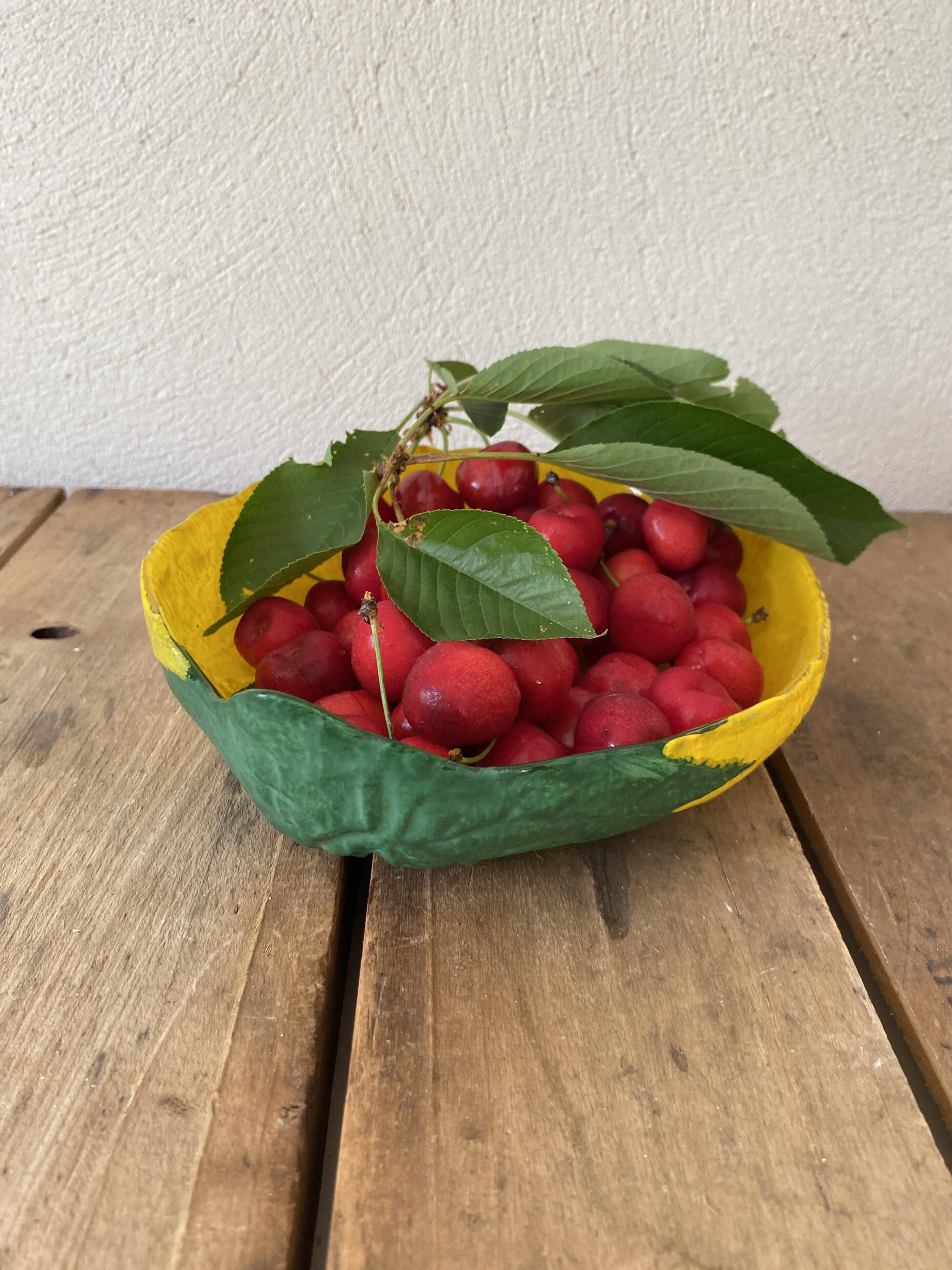 Painted glass dish “le citron”