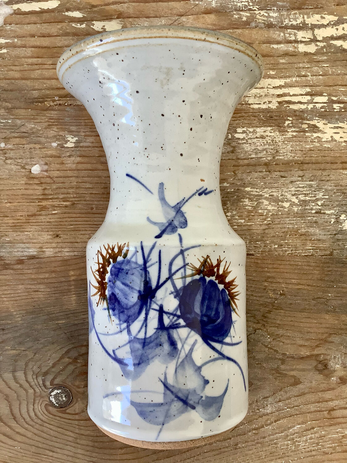 Thistle vase in glazed stoneware
