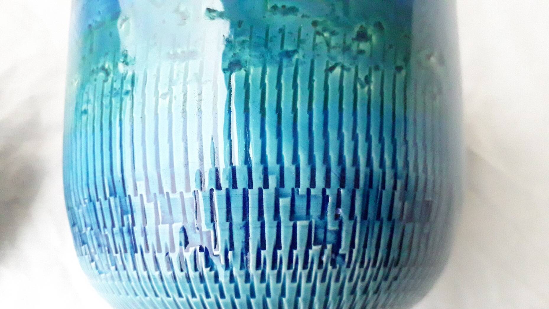 POt couvert bleu