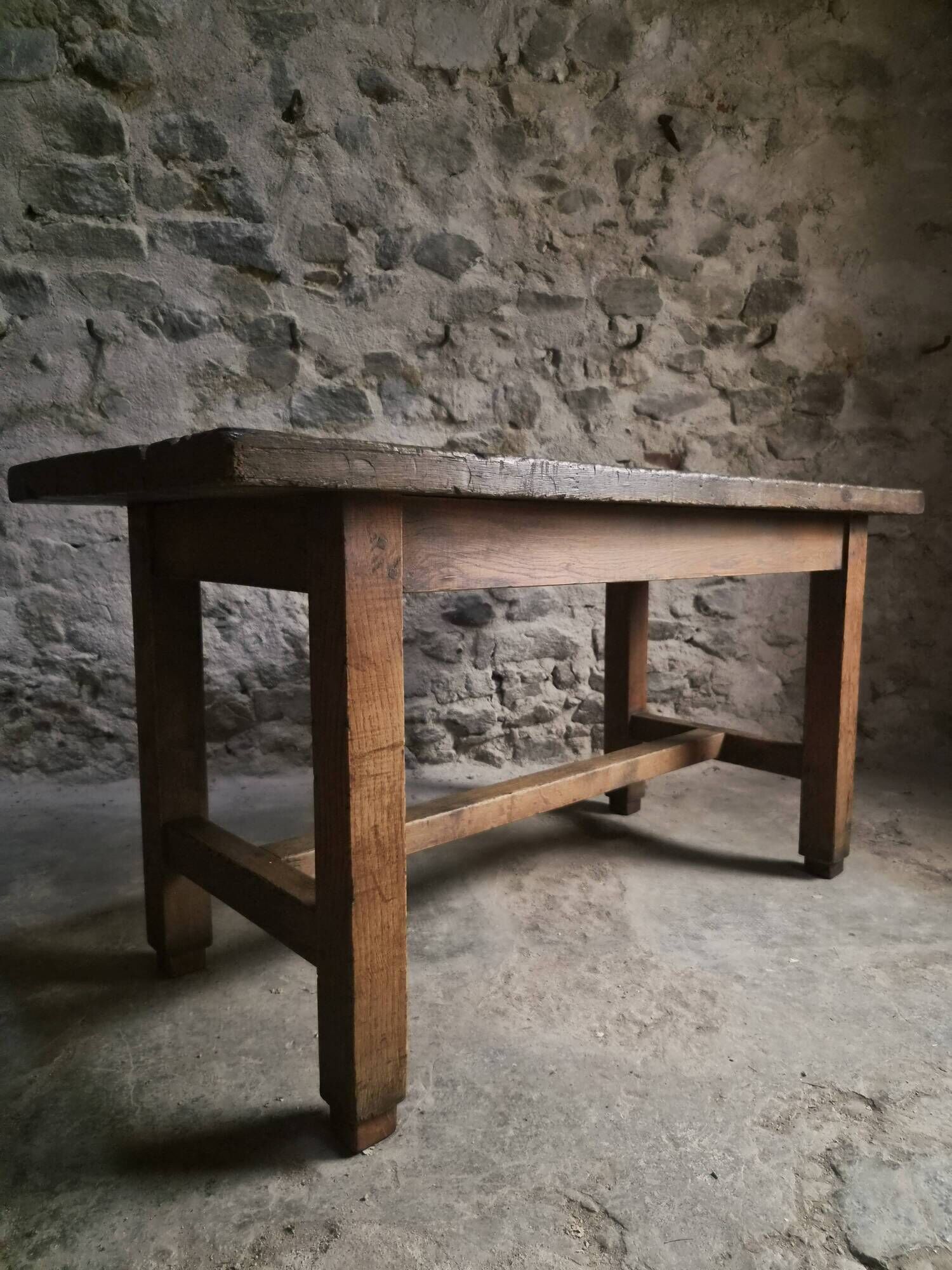Dining table / antique work table in oak from France, 1750–1850