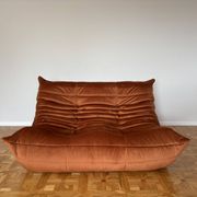Canapé Togo deux places par Michel Ducaroy pour Ligne Roset