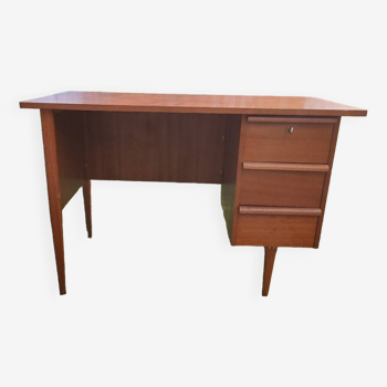 Petit bureau scandinave