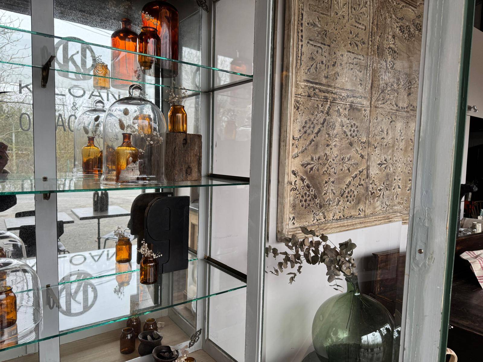 Pharmacy display case