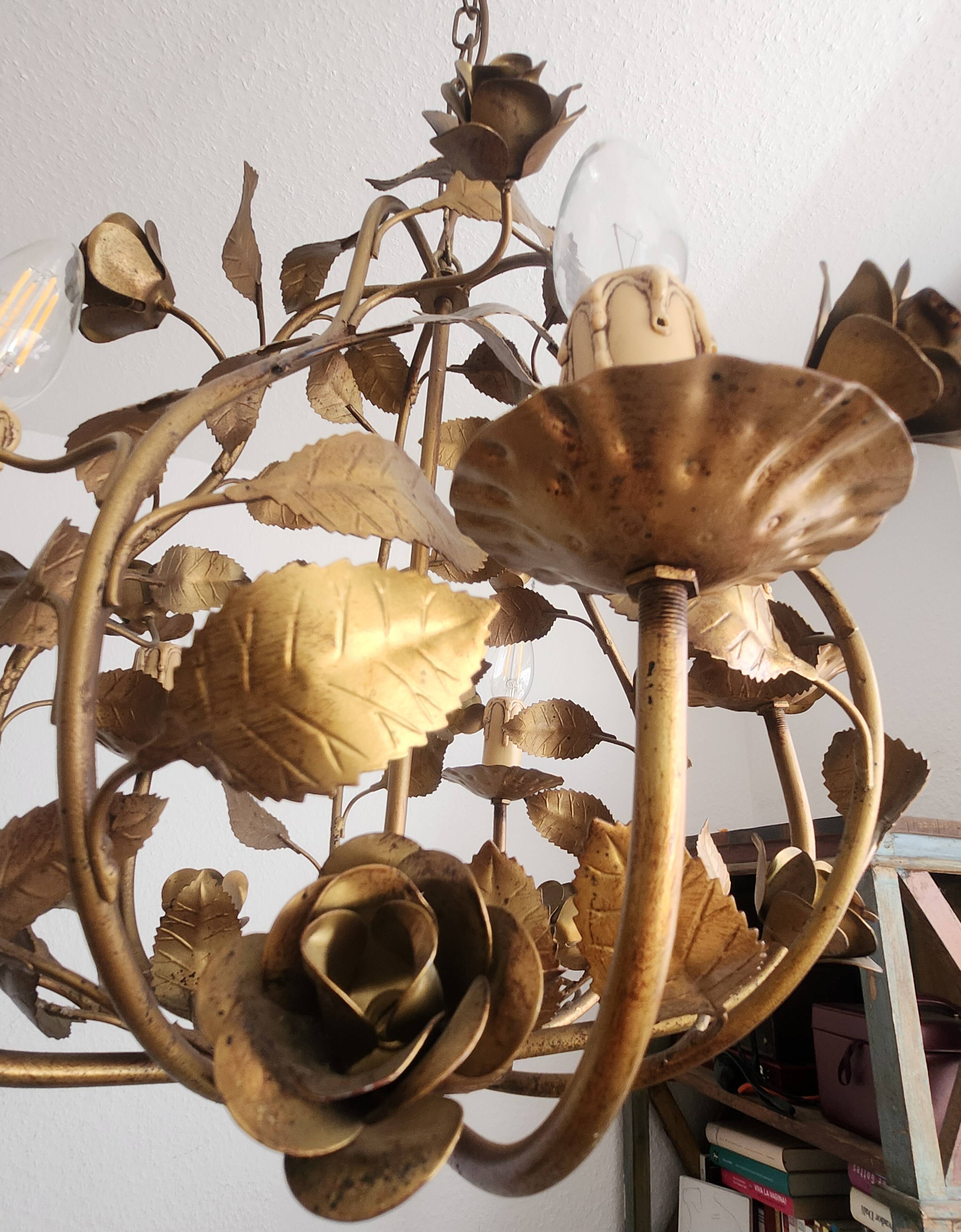 Chandelier hand-forged Hollywood Regency rose leaf decorations