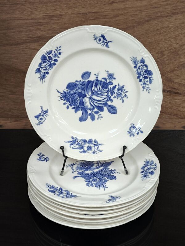 Lot de 8 assiettes plates en faïence de Boch Frères La Louvière ''Rohdia