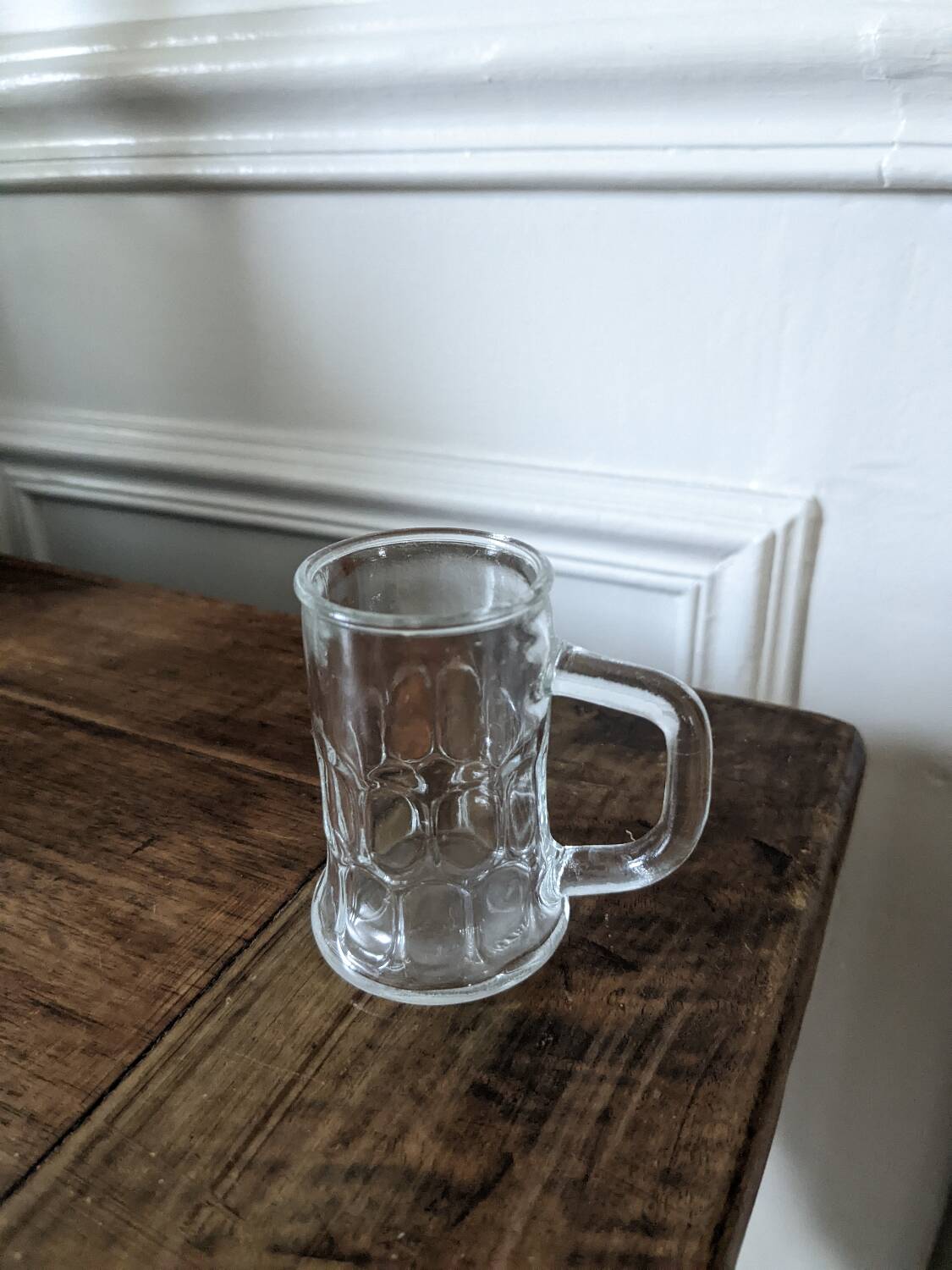 Mug-shaped liqueur glasses