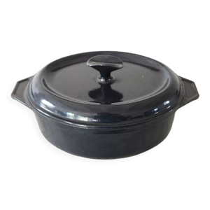 ancienne cocotte en fonte