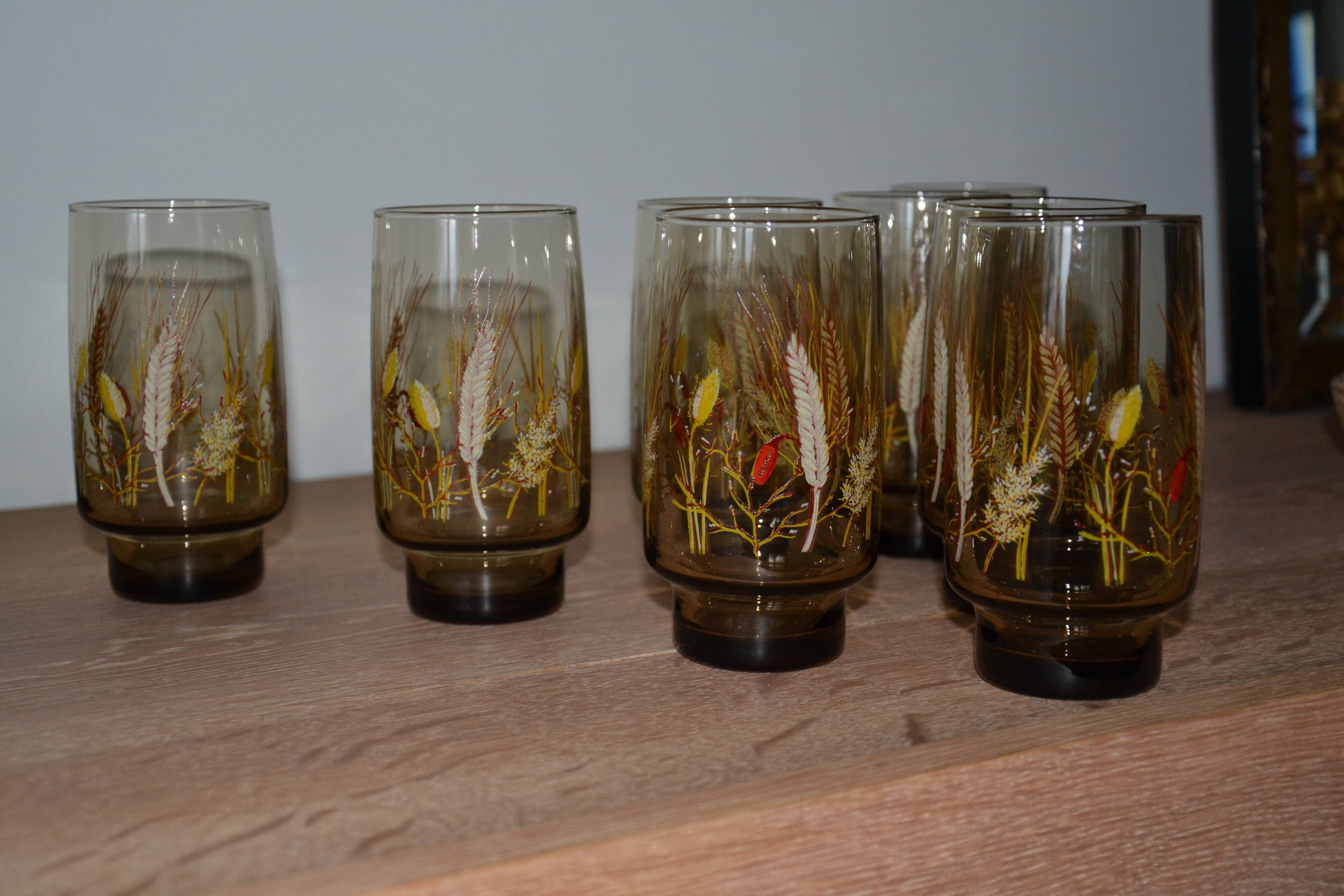 8 amber glasses from the 70s-80s.