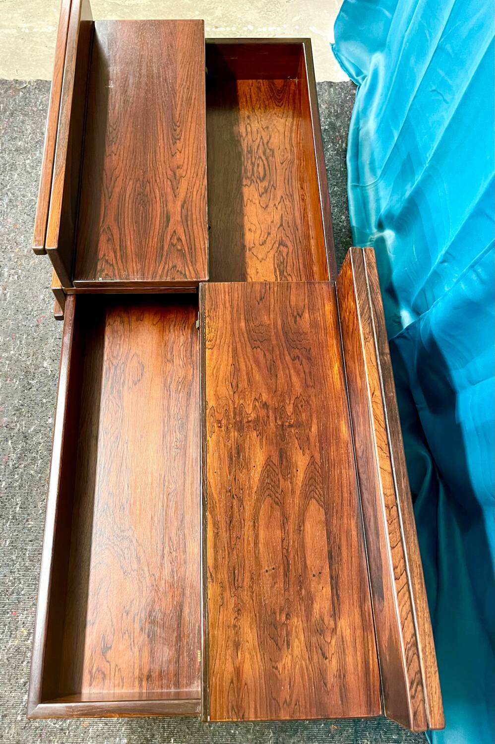 Michelucci Giovanni coffee table, Italian design, rosewood