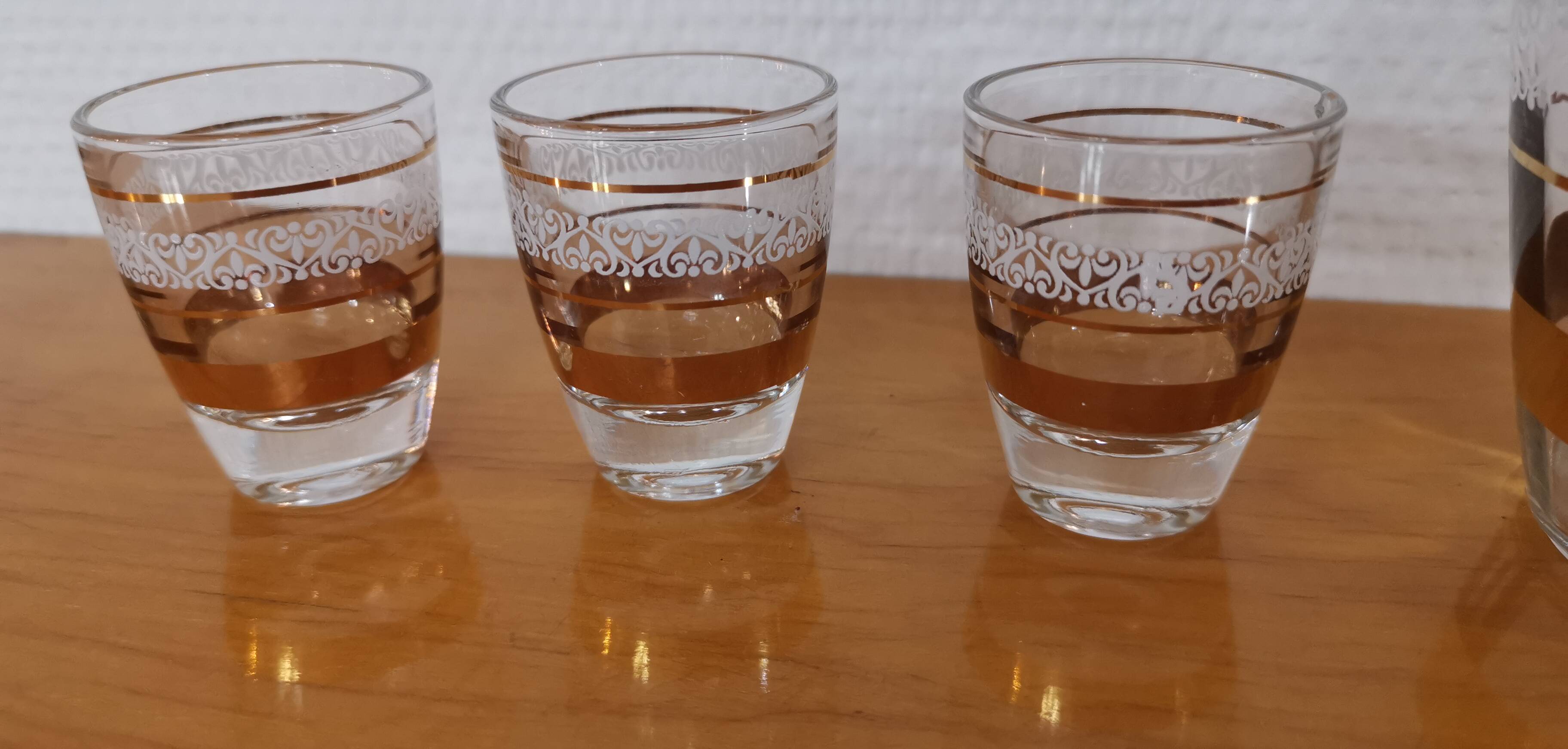 Complete Arques crystal liqueur service, carafe and glasses