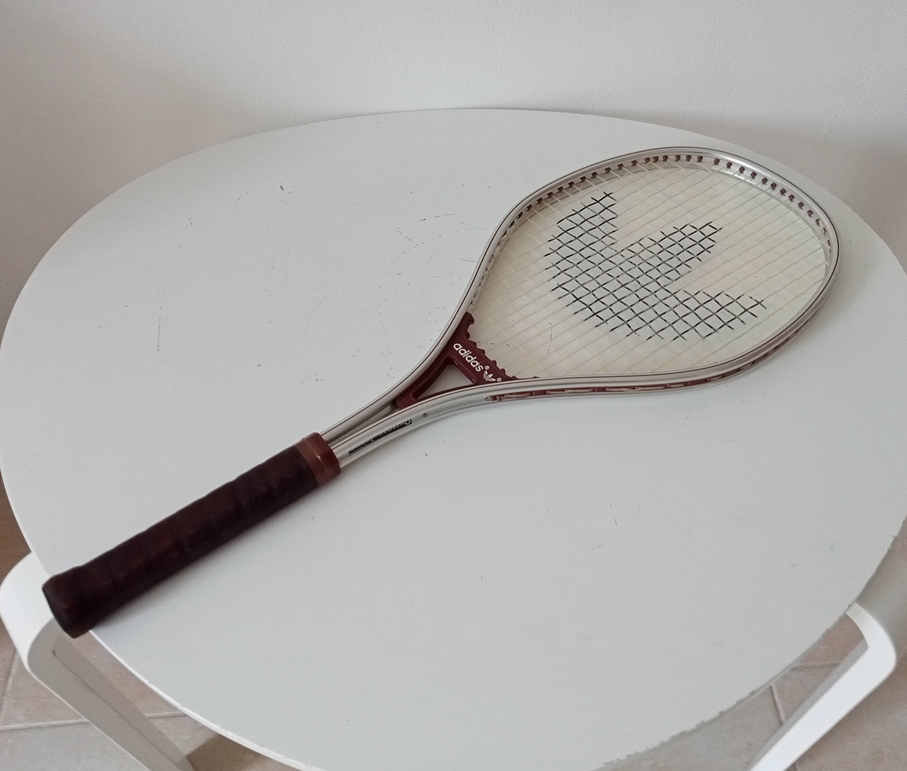 Vintage adidas Ouragan junior racket