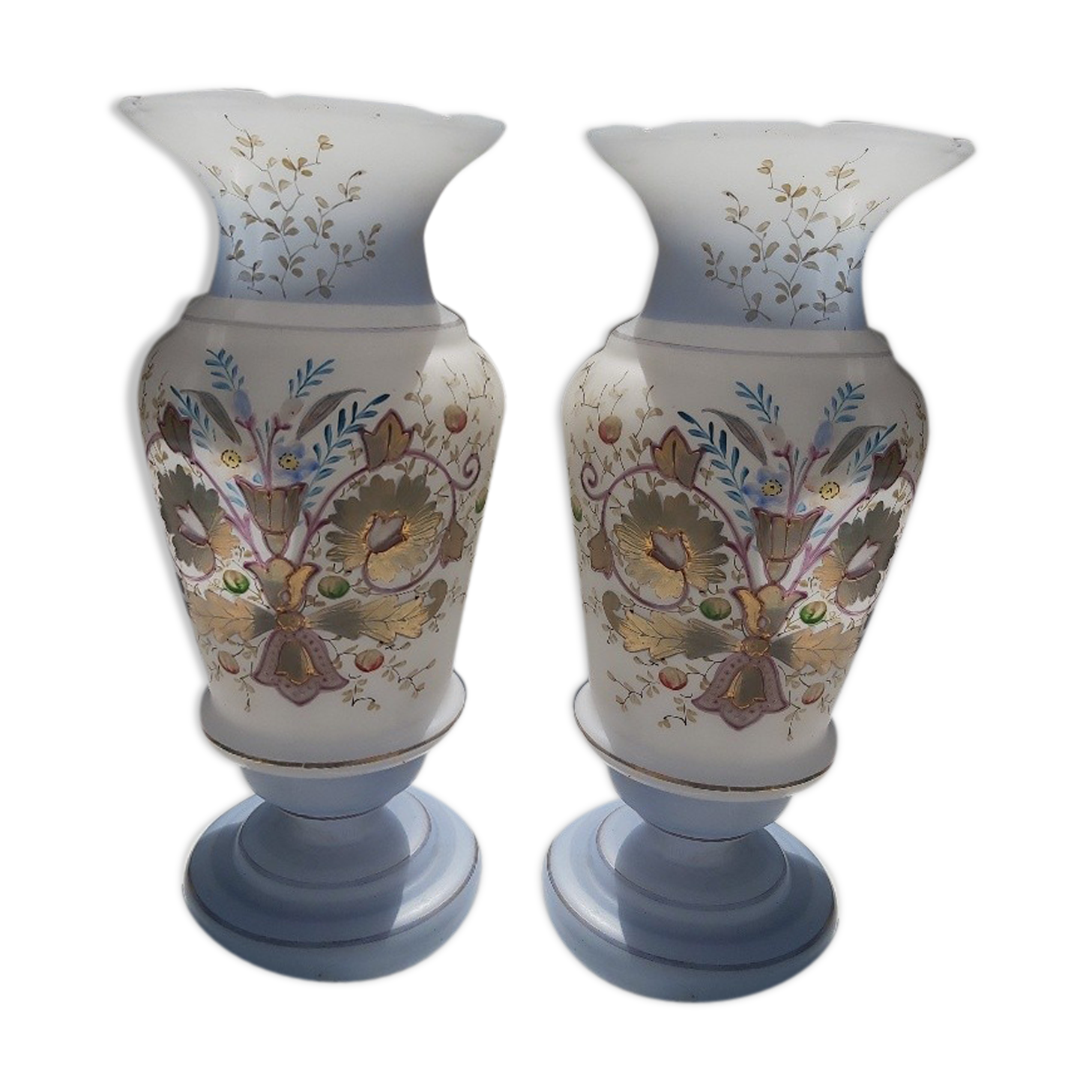 Paire de vases en opaline romantique Napoléon III