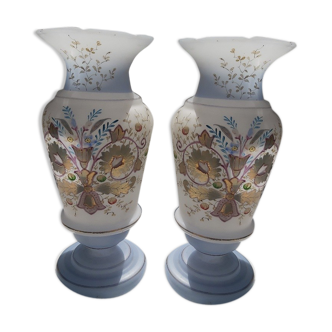 Pair of vases in romantic opaline Napoleon III
