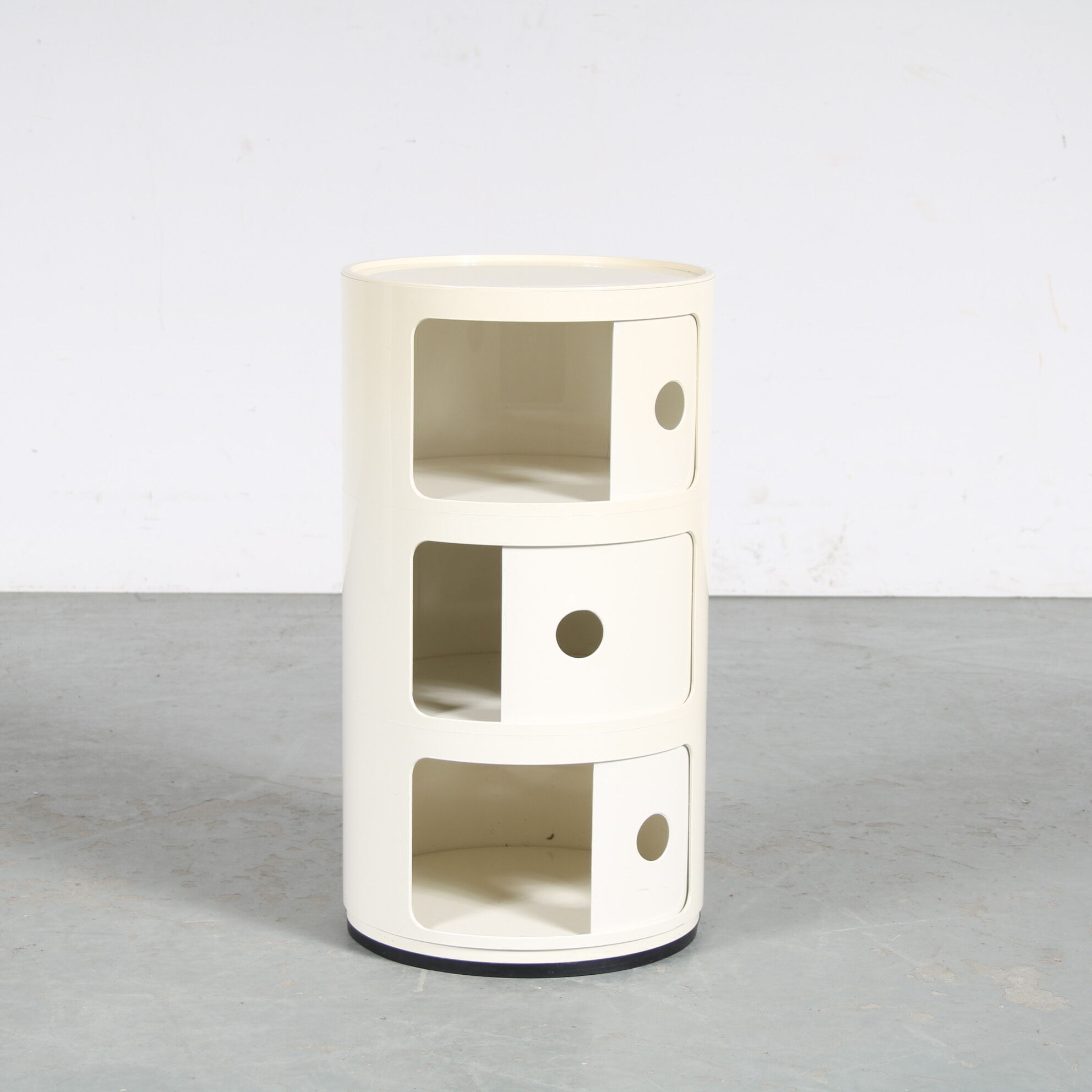 Table de chevet des années 1980 par Anna Castelli Ferrieri pour Kartell, Italie
