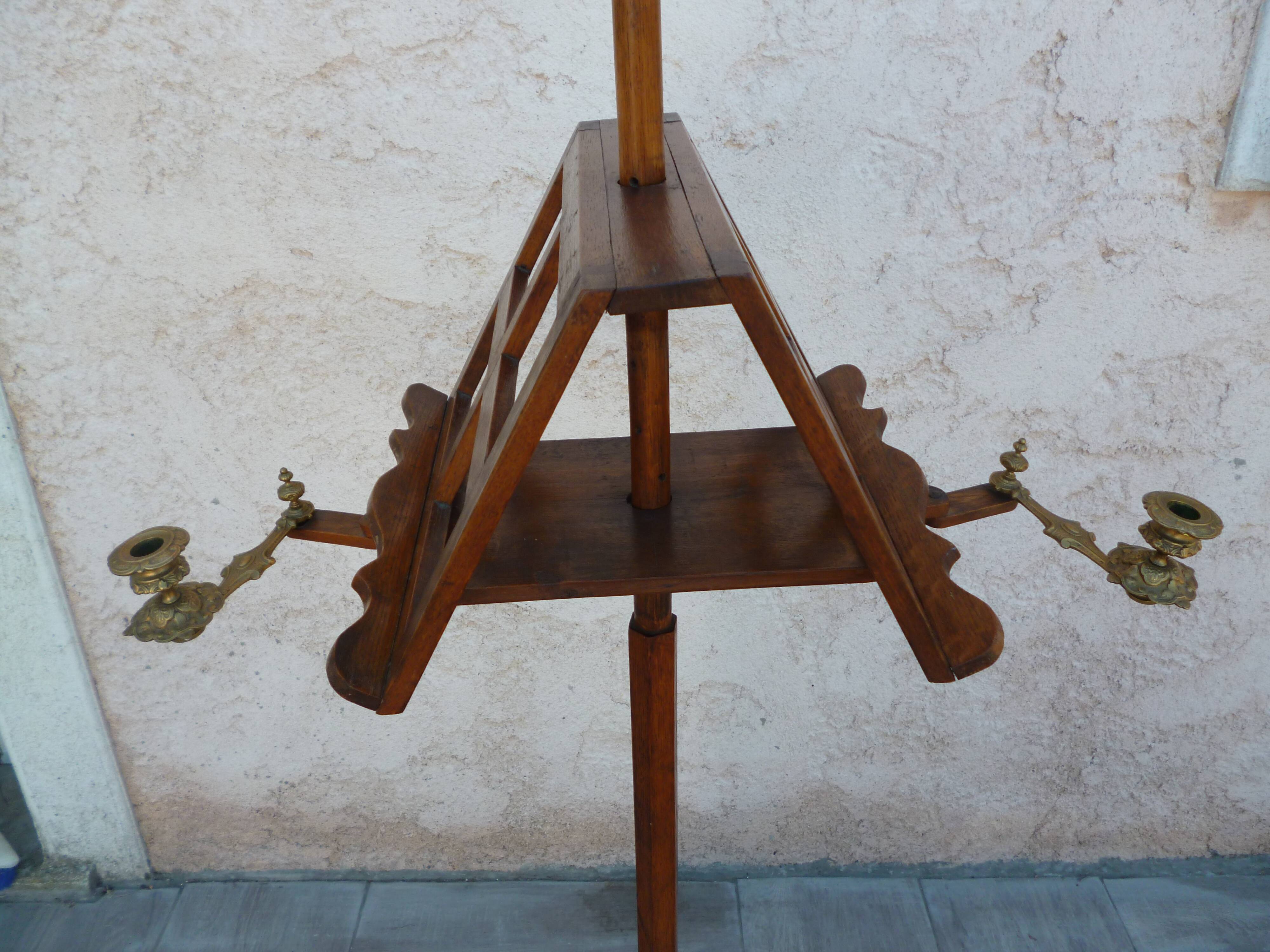 Wooden swivel double led with 19th century candlesticks
