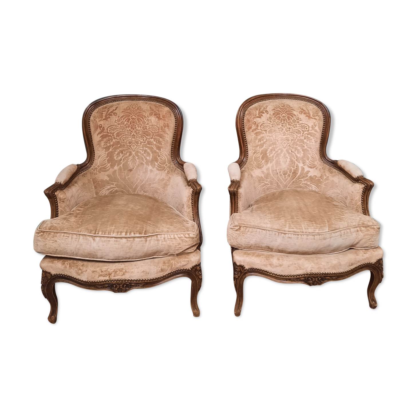 Paire de fauteuils de style Louis XV