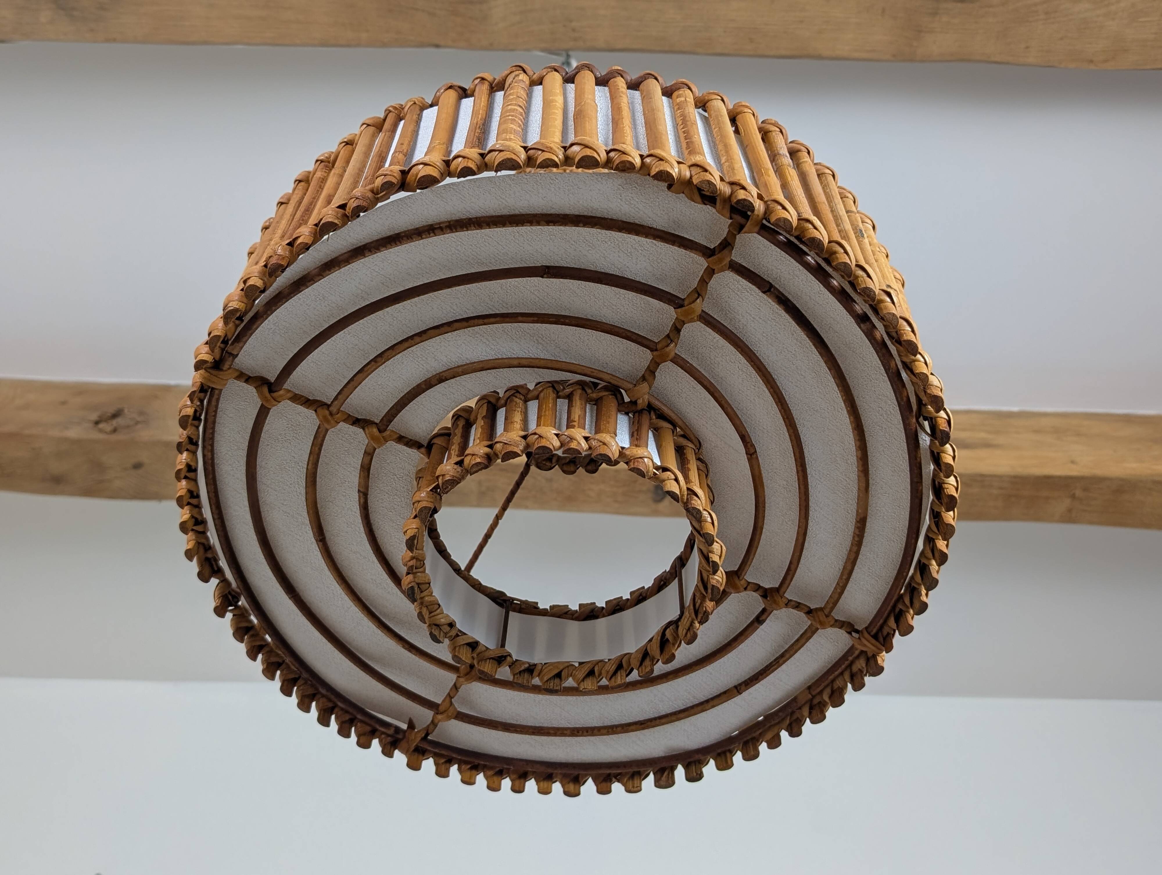 Rattan pendant light 60'