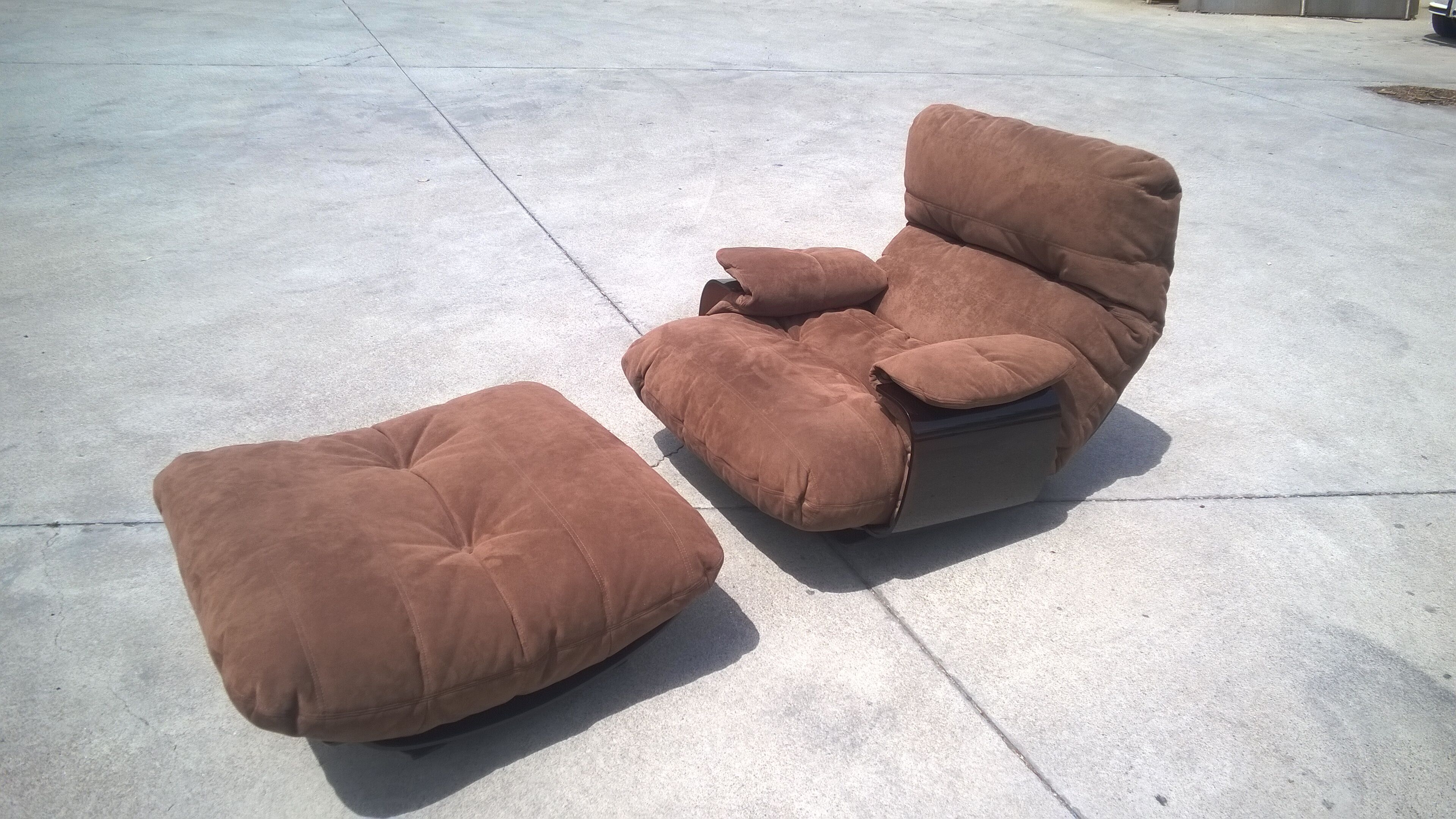 Armchairs and foot rest by Michel Ducaroy for Ligne Roset