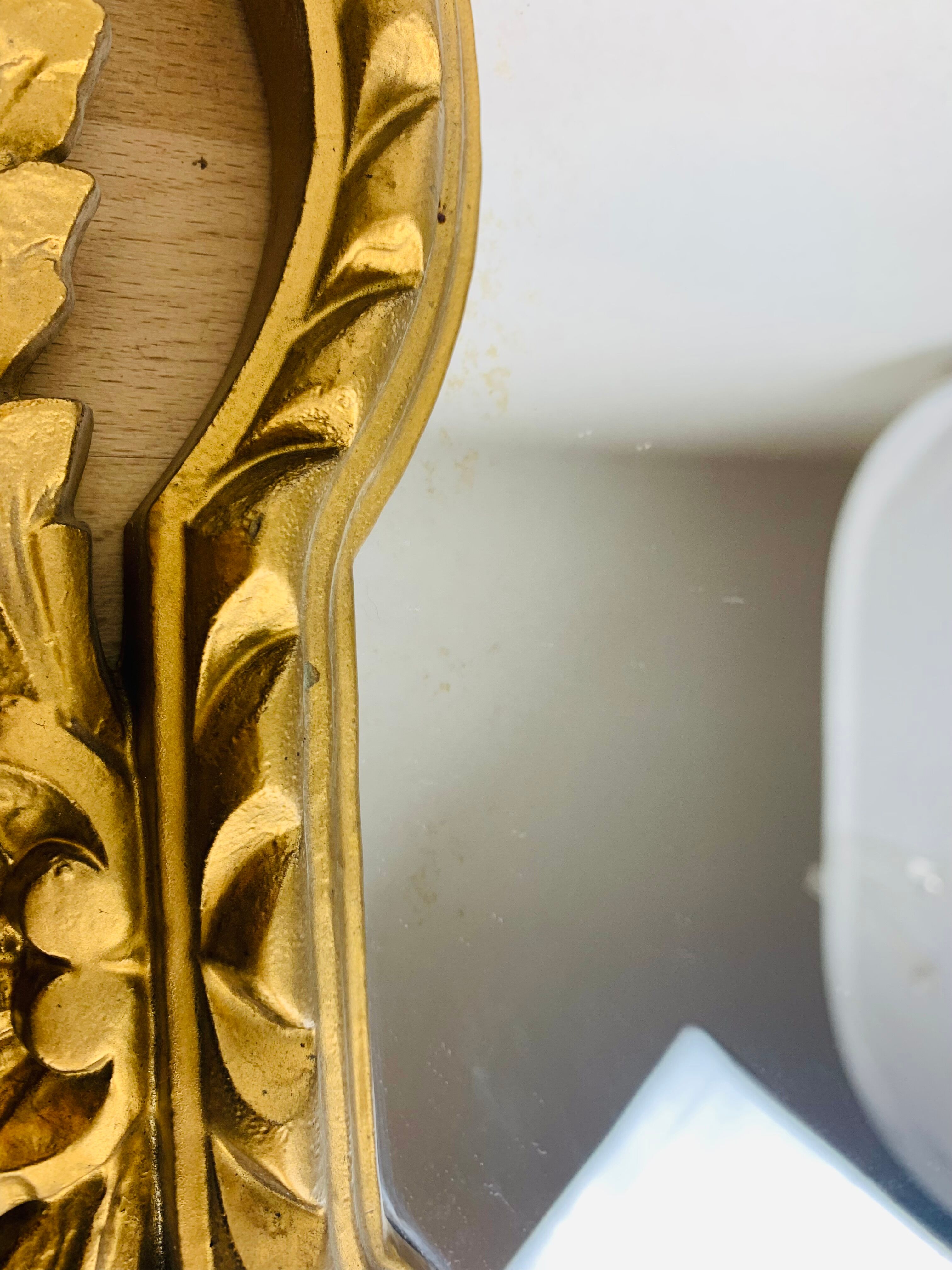 Golden mirror classic style 60s italy resin