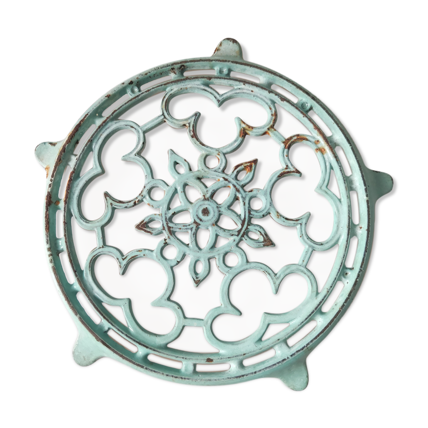 Water green cast iron underside