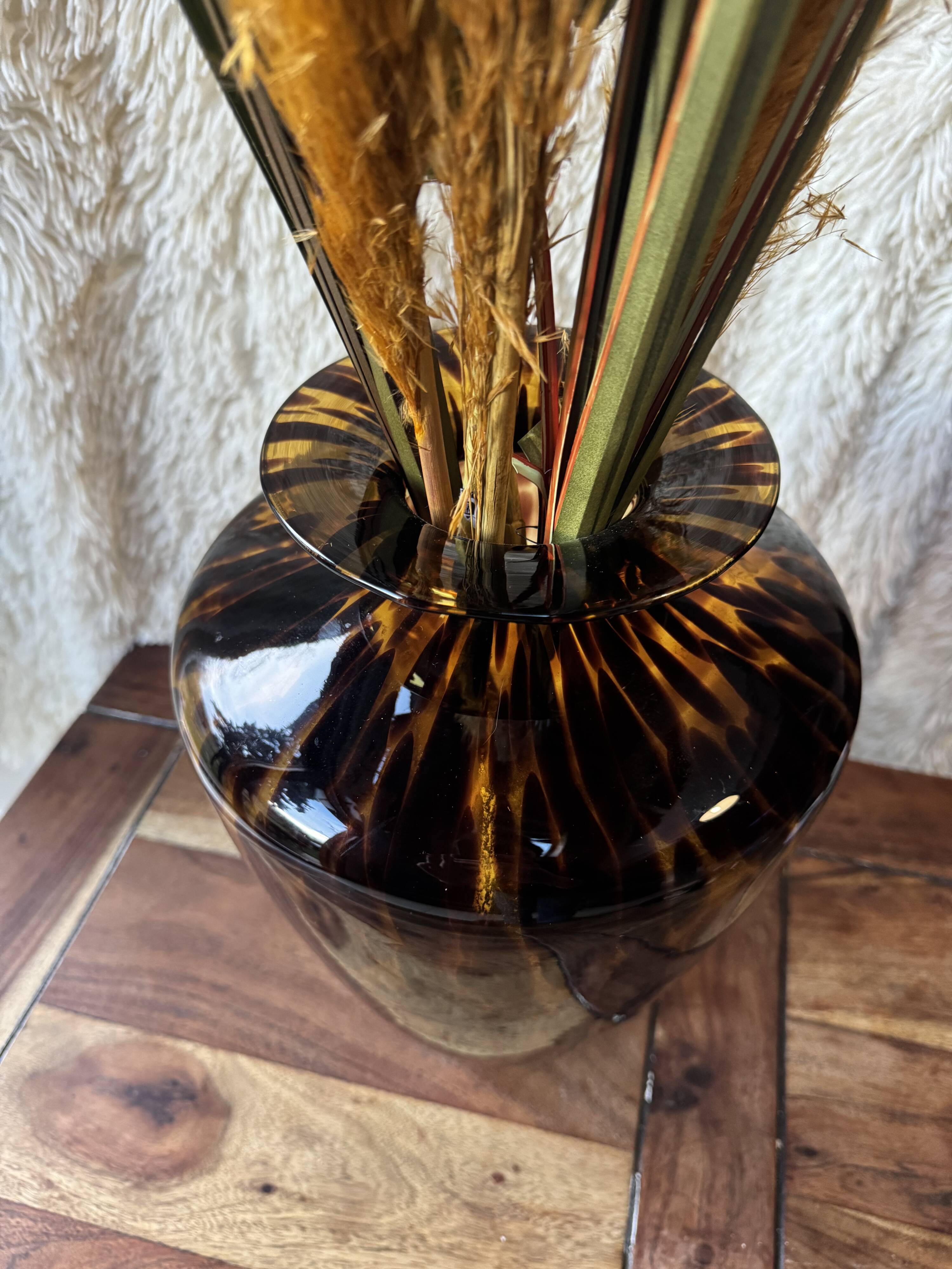 Large Murano vase in tortoiseshell style