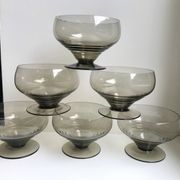 Set of 6 art deco design champagne glasses in smoked glass 30s-40s