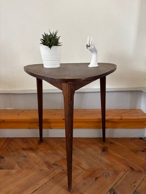 Tripod wooden table modernist