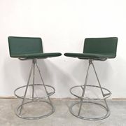 Pair of Dania bar stools in leather by Salvati & Tresoldi for Saporiti.