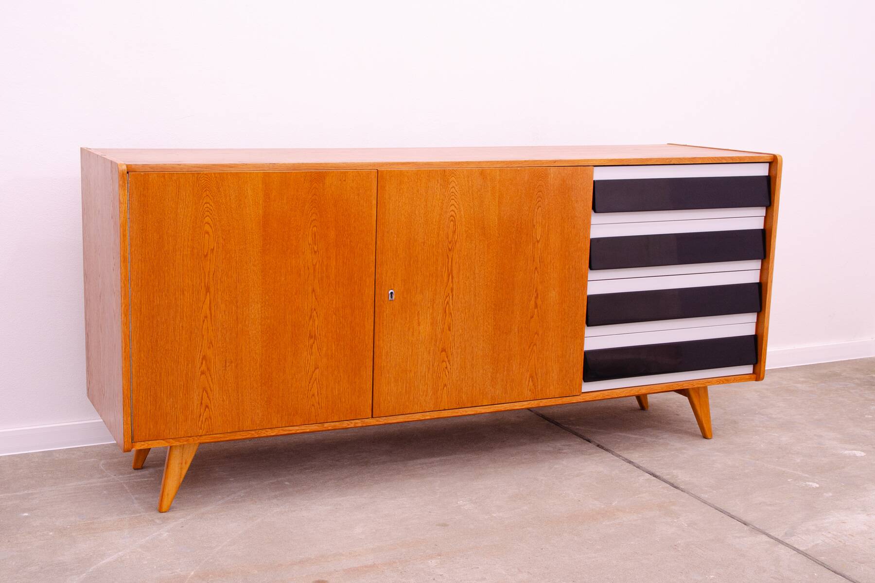Enfilade vintage U-460 par Jiří Jiroutek pour Interiér Praha, Tchécoslovaquie