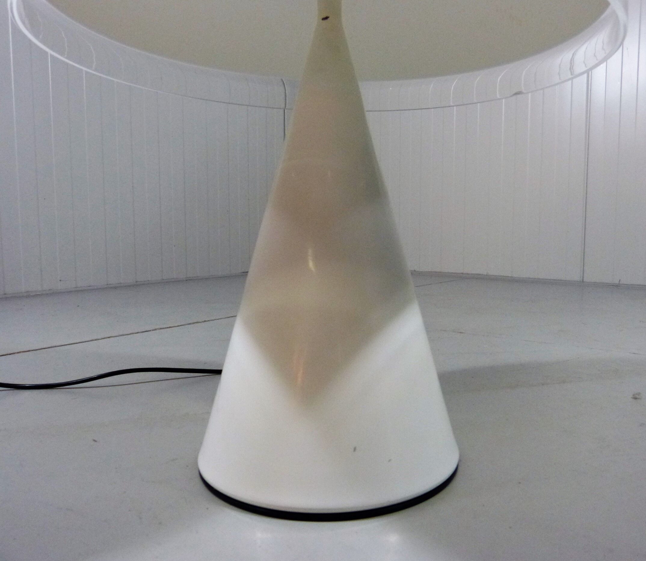 Baobab table lamp by iGuzzini XXL Model 4044 1978-1982