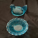 Poule en verre de laitier rare