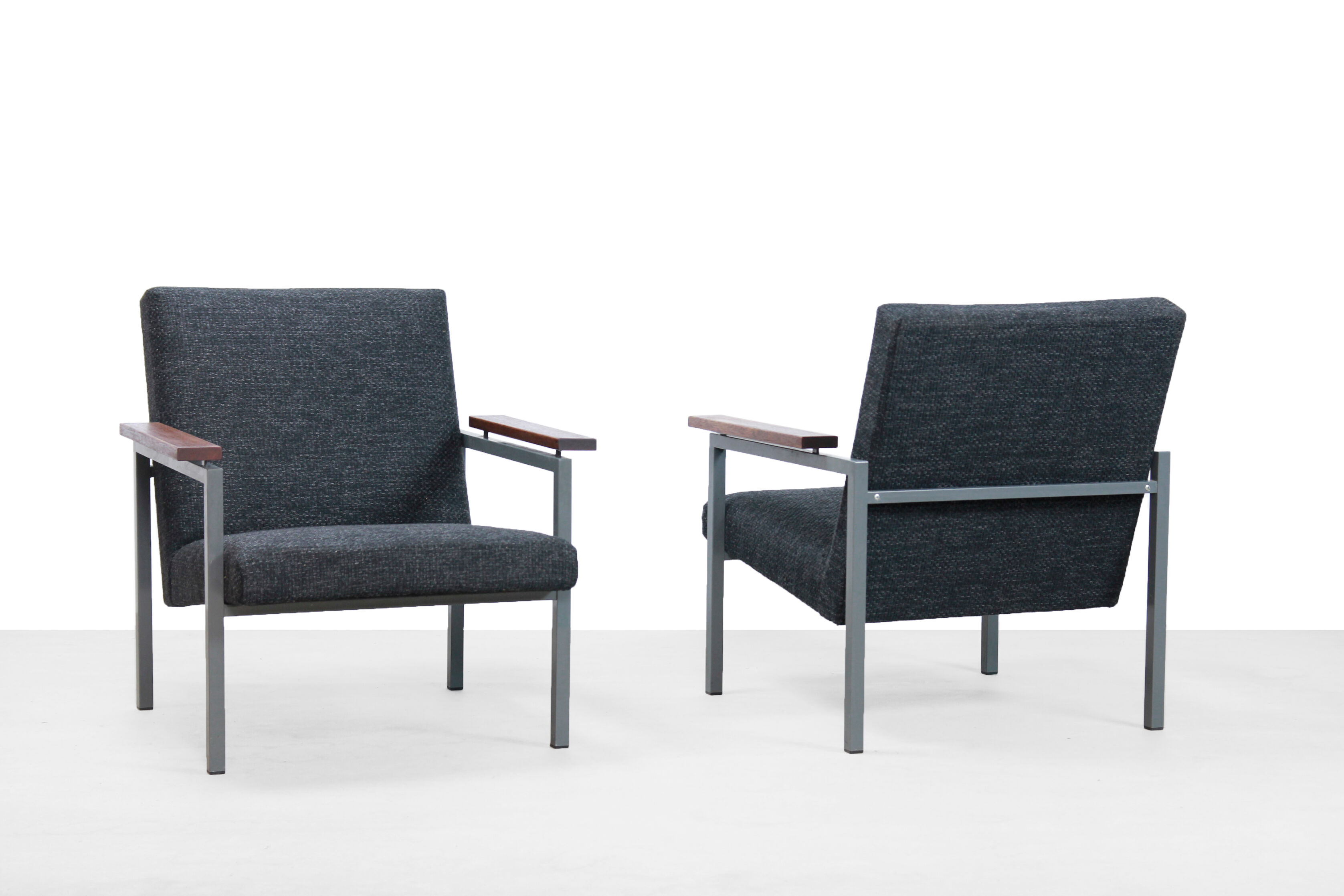 Ensemble de deux fauteuils Gijs van der Sluis modèle 30