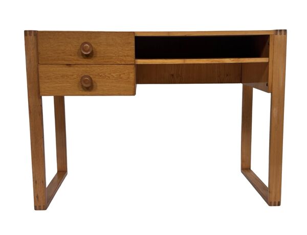 Bureau compact vintage en pin au design des années 70 avec des joints en bois.