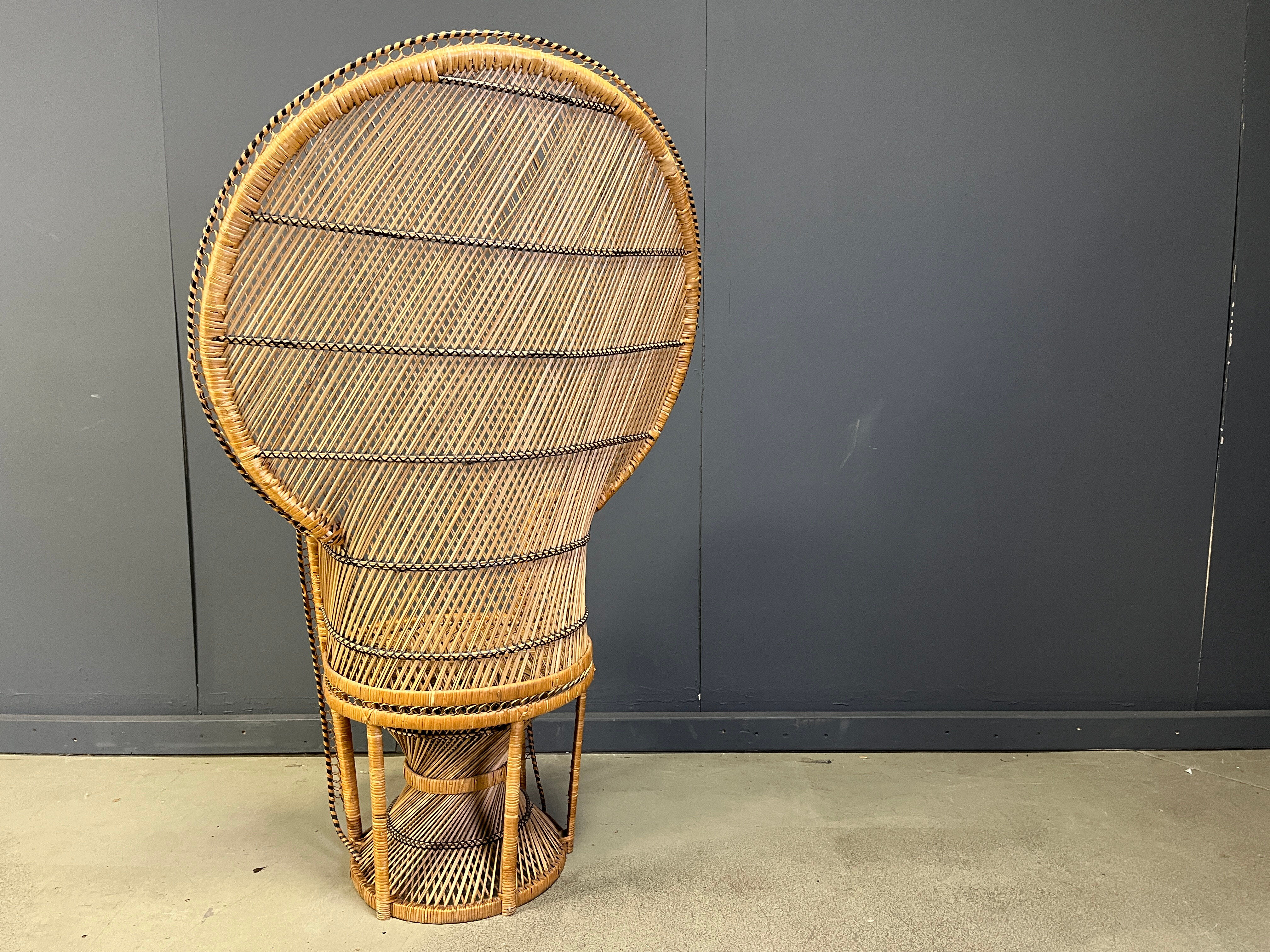 Vintage wicker peacock chair, 1970s