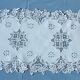 Long centerpiece in luxury lace