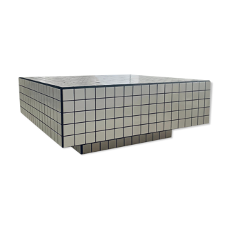 Table block tiles white mosaic and black joint